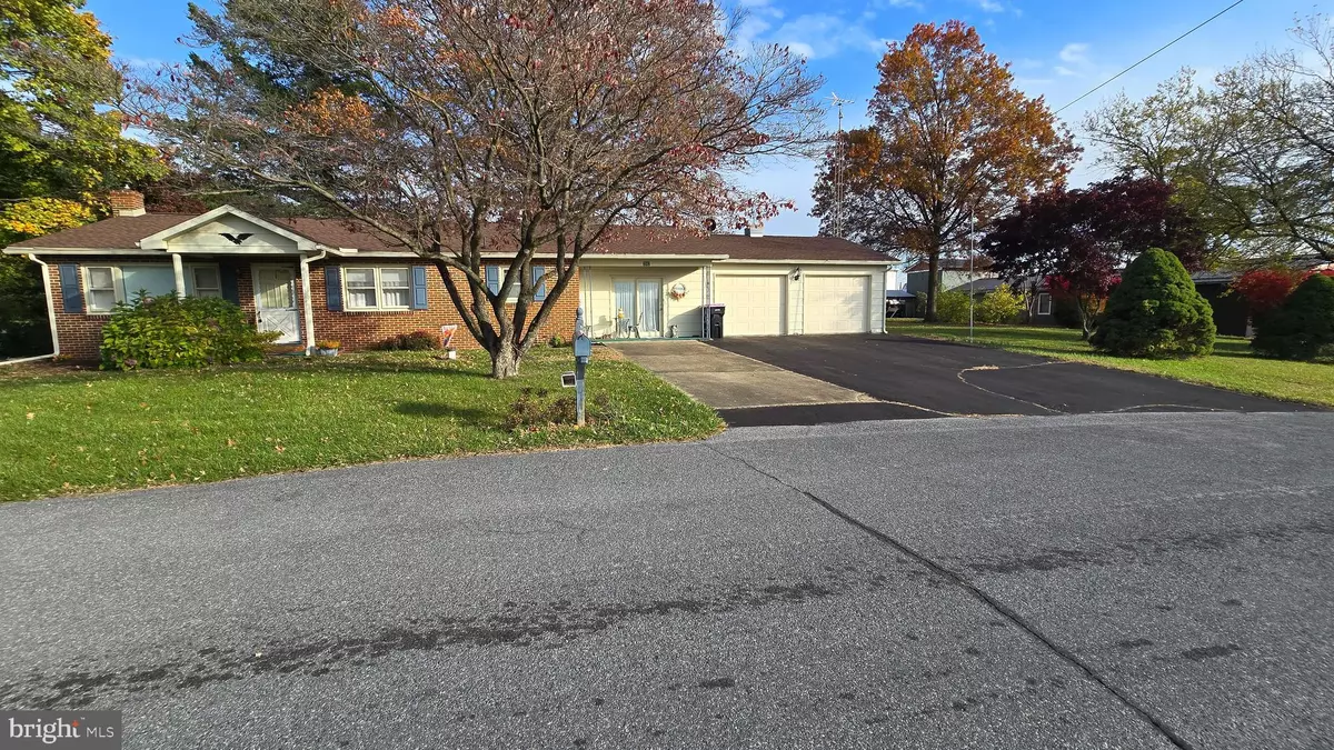 Chambersburg, PA 17202,292 CHERRY LANE DRIVE