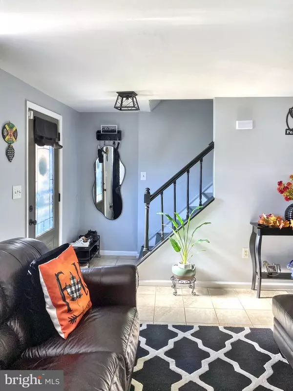 Landover, MD 20785,7612 GREEN WILLOW CT