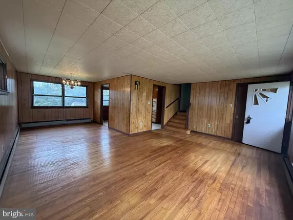 Coatesville, PA 19320,960 N WALNUT ST