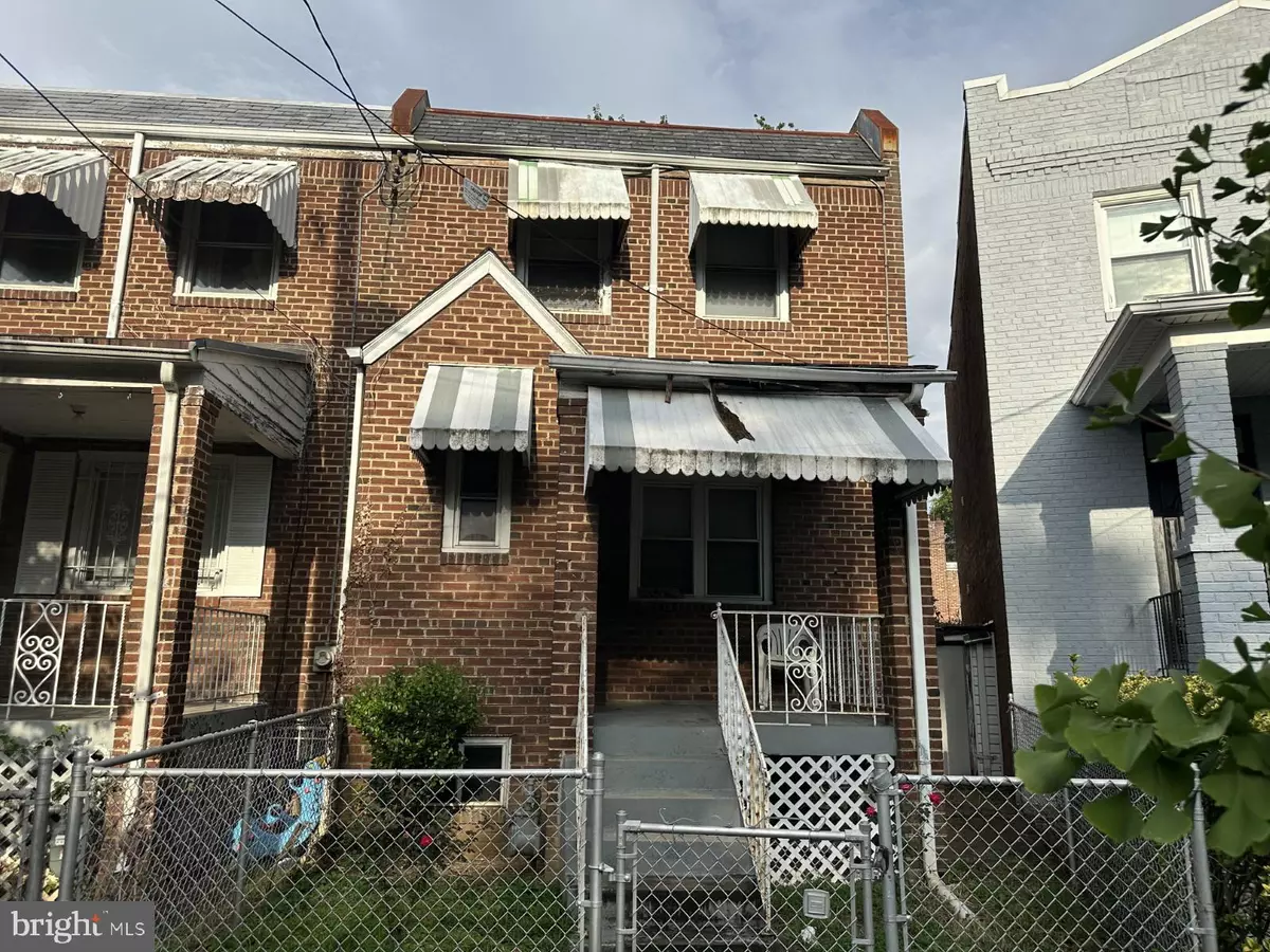 Washington, DC 20020,1420 18TH PL SE