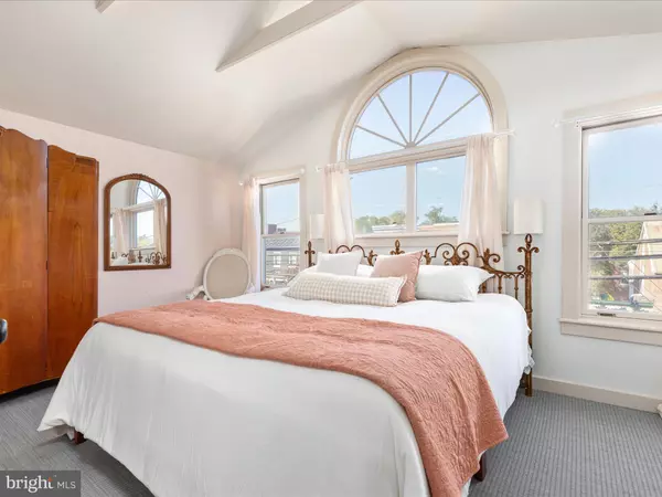 Winchester, VA 22601,129 E CORK ST