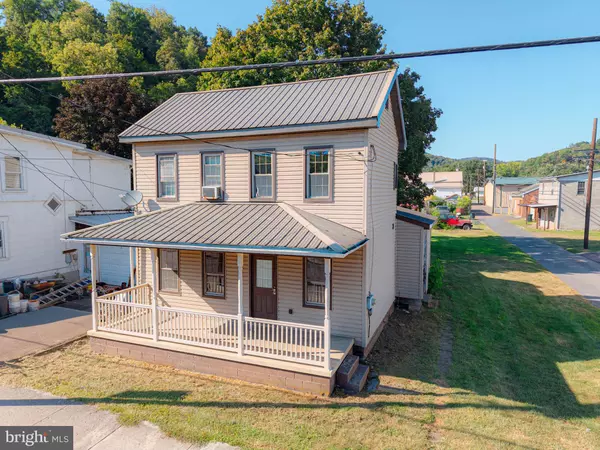 Hyndman, PA 15545,127 MARKET ST