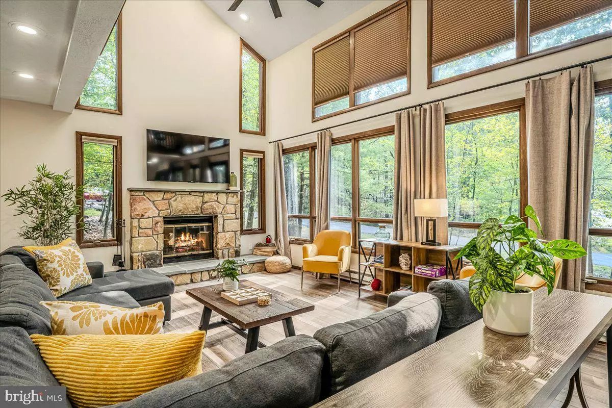 East Stroudsburg, PA 18301,1119 KENSINGTON DR