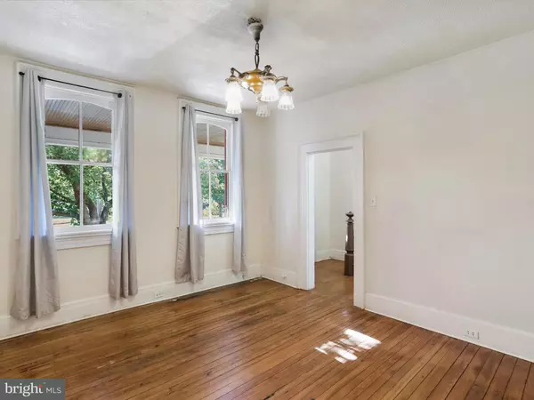 Martinsburg, WV 25401,409 S RALEIGH ST