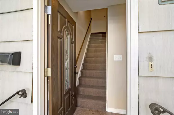 Hamilton, NJ 08619,45 SCATTERGOOD #B UPPER LEVEL