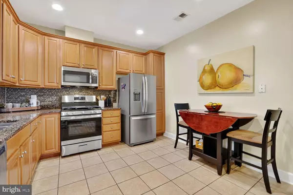 Lorton, VA 22079,8409 SNAPDRAGON PL