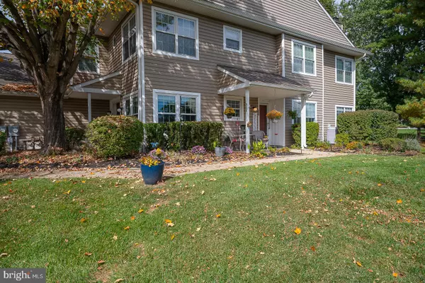 Glen Mills, PA 19342,325 DANBURY CT #325