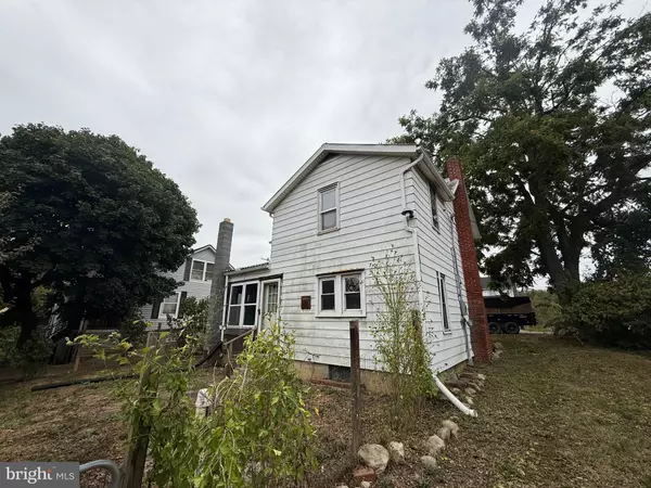 Great Cacapon, WV 25422,339 HAMMOND ST