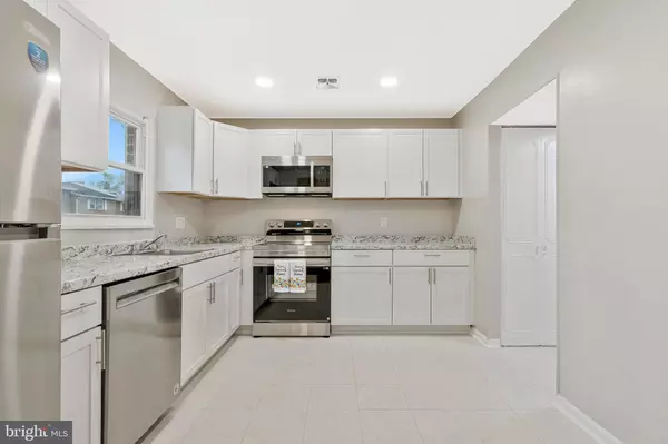 Sterling, VA 20164,801 S CONCORD CT