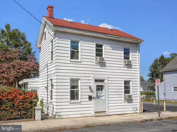 Mechanicsburg, PA 17055,135 E LOCUST STREET