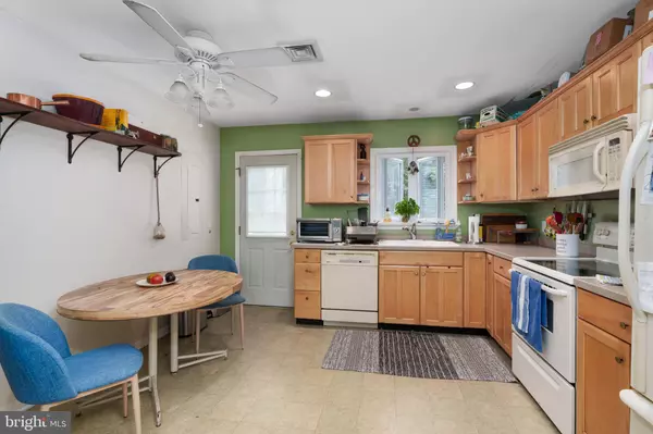 Ewing, NJ 08628,262 CLAMER RD