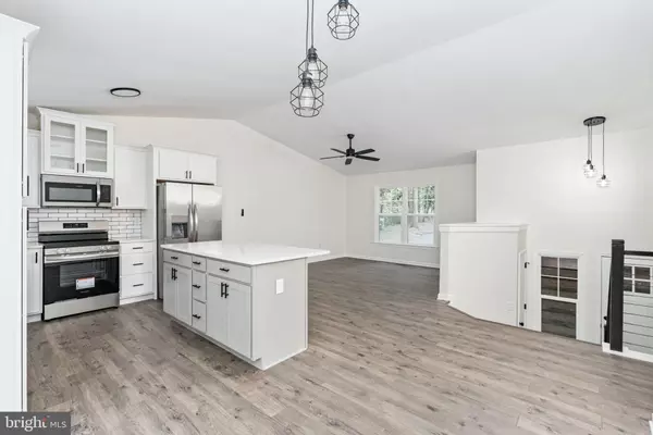 Spotsylvania, VA 22551,12719 PICKETT CT