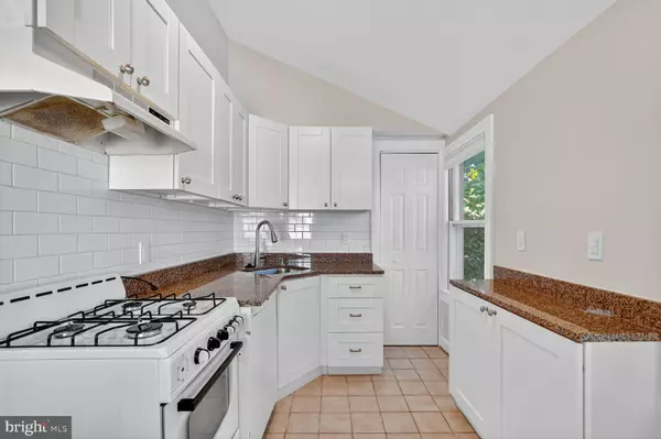 Arlington, VA 22207,3629 22ND ST N