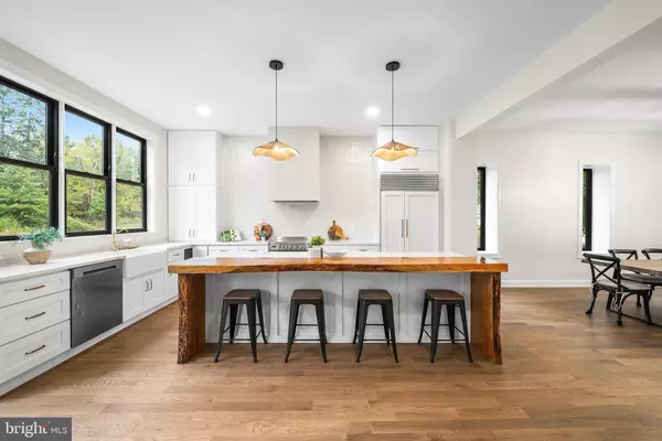 105 W 3RD AVE, Trappe, PA 19426