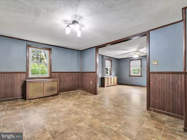 Pine Grove, PA 17963,6 W WOOD ST