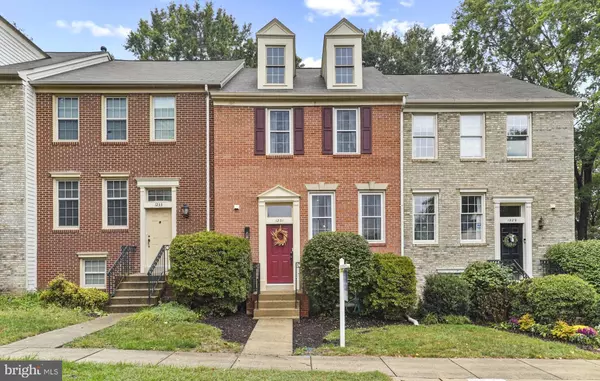 1231 QUAKER HILL DR, Alexandria, VA 22314
