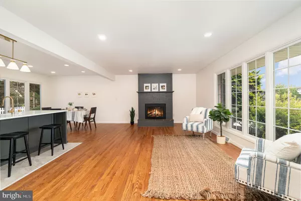 Camp Hill, PA 17011,8 GRINNEL DR