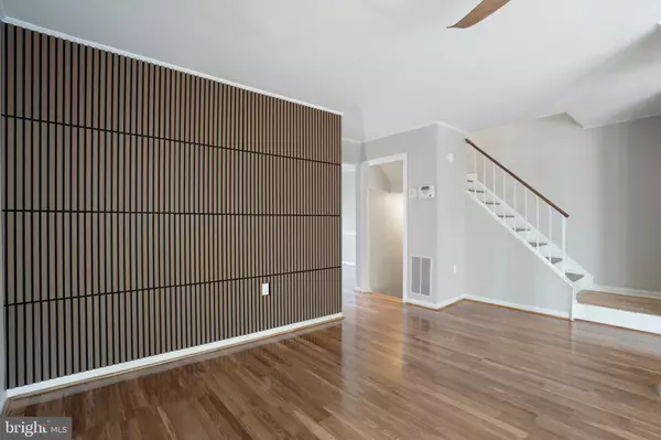 Fairfax, VA 22032,5503 AKRIDGE CT