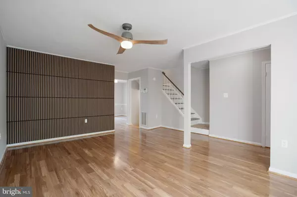 Fairfax, VA 22032,5503 AKRIDGE CT