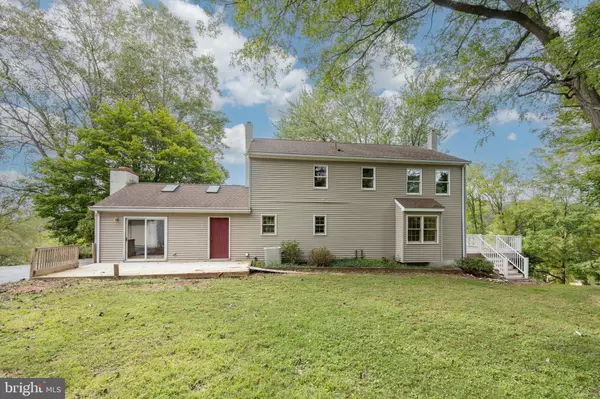 Downingtown, PA 19335,570 FONT RD