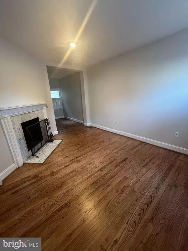 Alexandria, VA 22314,1018 ORONOCO ST