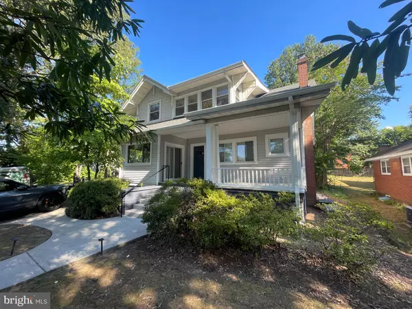 407 N BRYAN ST, Arlington, VA 22201