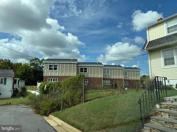 913 SPA RD, Annapolis, MD 21401