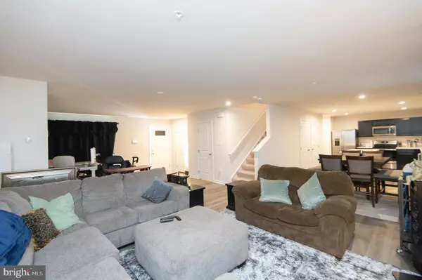 Cambridge, MD 21613,112 MARINERS WAY