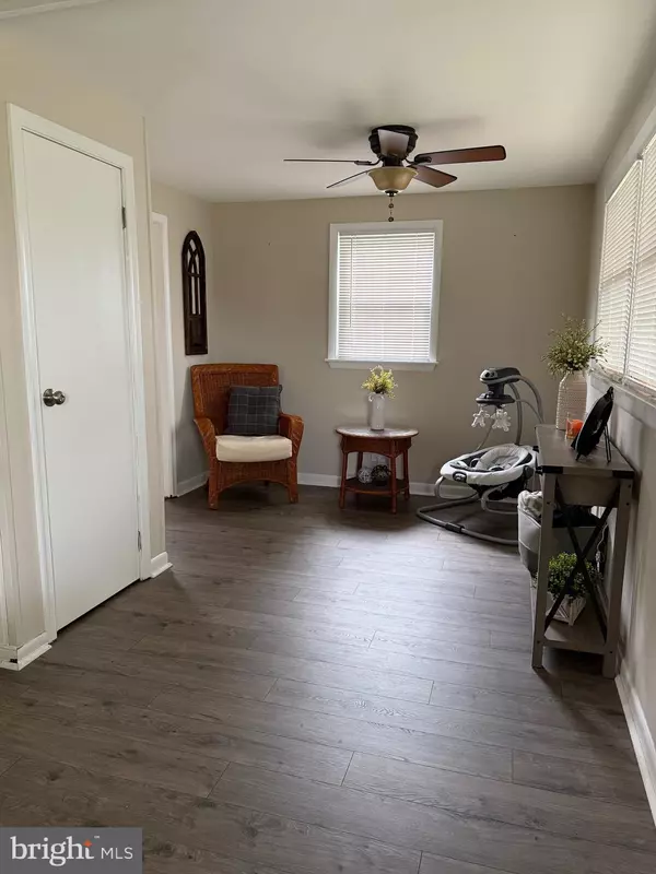 Telford, PA 18969,270 TELFORD PIKE