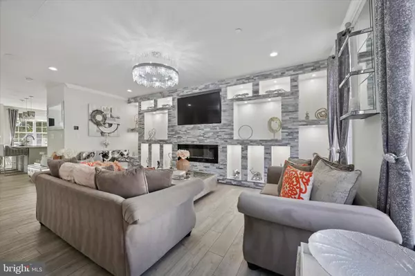 Media, PA 19063,213 CORVUS CIR