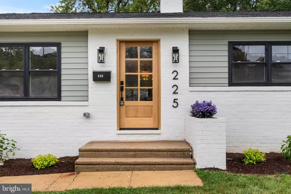 Lutherville Timonium, MD 21093,225 QUAKER RIDGE RD