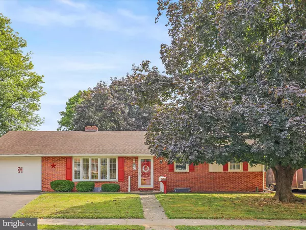 York, PA 17406,452 FITZPATRICK LN