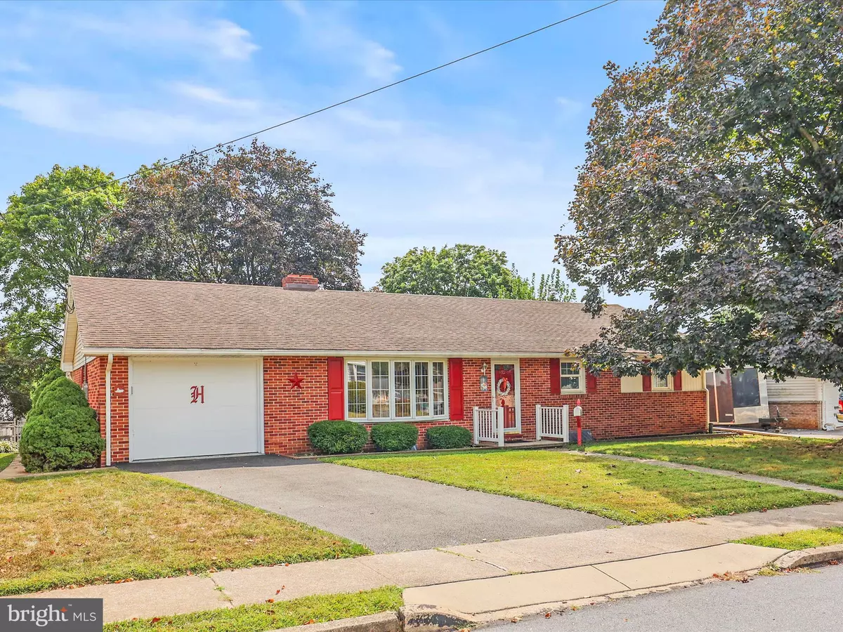 York, PA 17406,452 FITZPATRICK LN