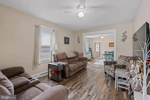 Westville, NJ 08093,17 HARVARD AVE