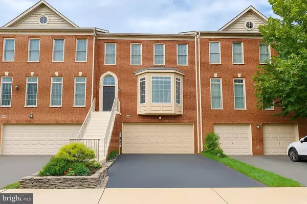 13522 MIST FLOWER DR, Centreville, VA 20120