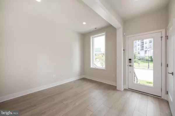 King Of Prussia, PA 19406,903 LAURENS ALY