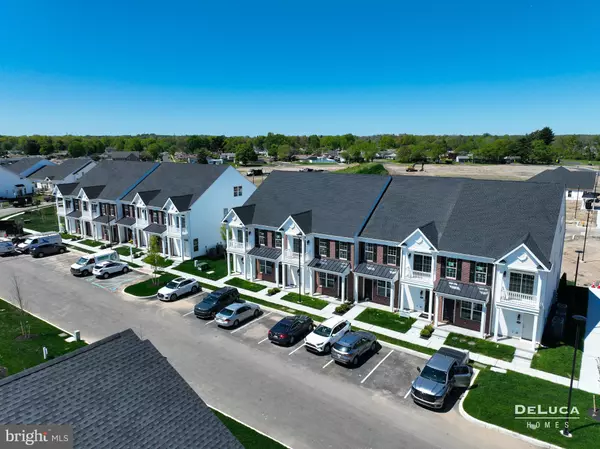 10 IVY LN, Levittown, PA 19055