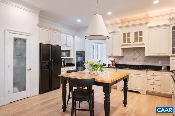 Afton, VA 22920,200 TURKS MOUNTAIN TRL