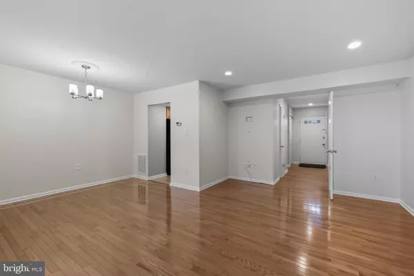 Burke, VA 22015,6314 DRACO ST