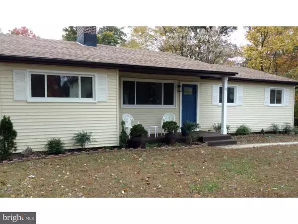 17 5TH AVE E, Cherry Hill, NJ 08003