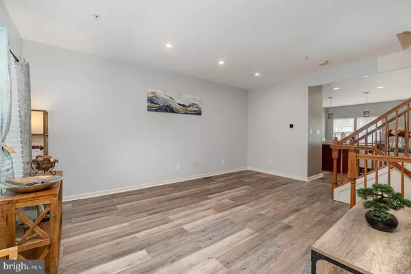 Abingdon, MD 21009,3106 RAKING LEAF DR