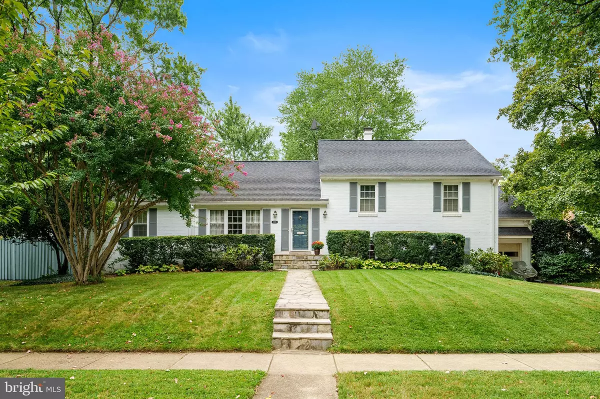 Alexandria, VA 22307,1211 WAKE FOREST DR