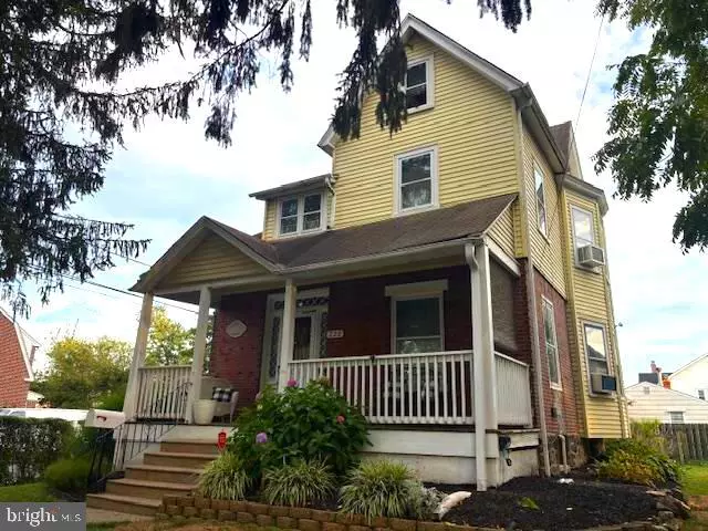 222 E PROVIDENCE RD, Aldan, PA 19018