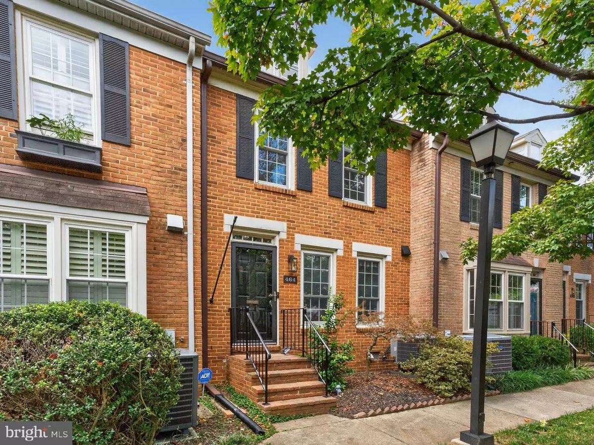 Alexandria, VA 22305,464 W GLEBE RD