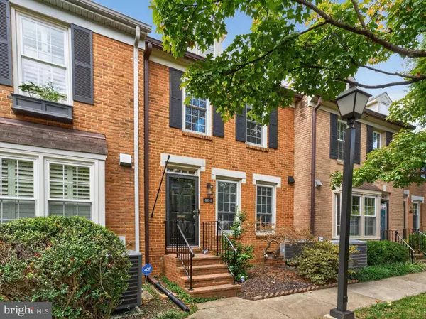 464 W GLEBE RD, Alexandria, VA 22305