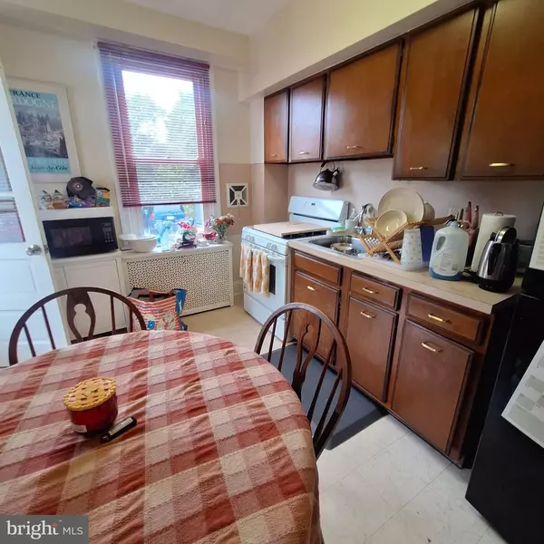 Wayne, PA 19087,216 HIGHLAND AVE