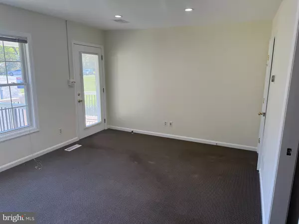 Annapolis, MD 21401,14 OAK CT