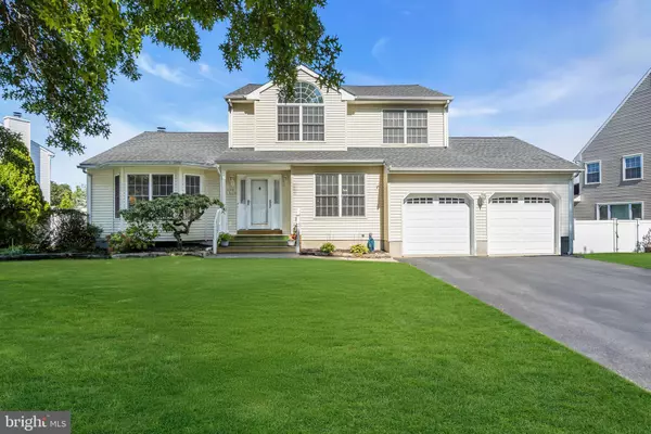 1176 ASTER DR, Toms River, NJ 08753