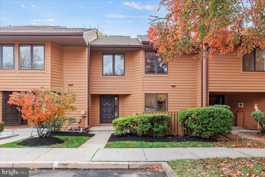 18 SAYRE DR, Princeton, NJ 08540