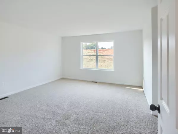 Windsor, PA 17366,309 BOXWOOD DR